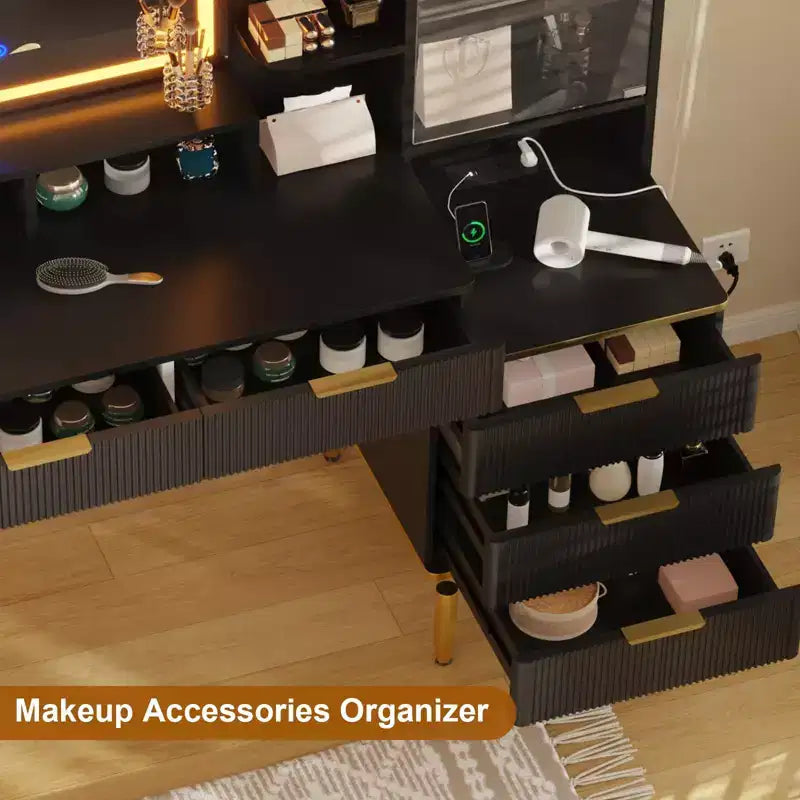 Toeletta Trucco con Presa di Corrente, Moderna Consolle con Piano in Vetro Scanalato, Anta Protettiva in Acrilico, 5 Cassetti e Mensola, Elegante Tavolo da Trucco per la Camera da Letto