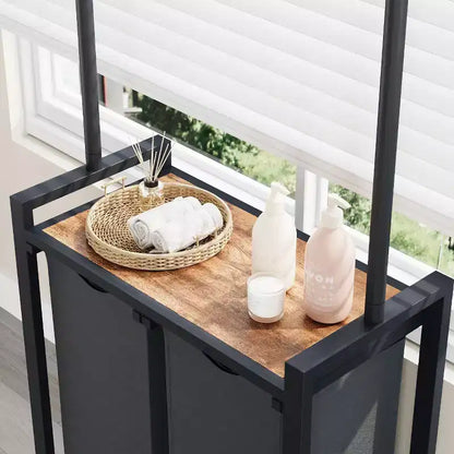 Carrello Portabiancheria con 2/3/4 Scomparti, Cesto Portabiancheria con Ruote, Appendiabiti e Ripiano, Organizzatore per la Lavanderia con Ruote Bloccabili, Stazione di Piegatura